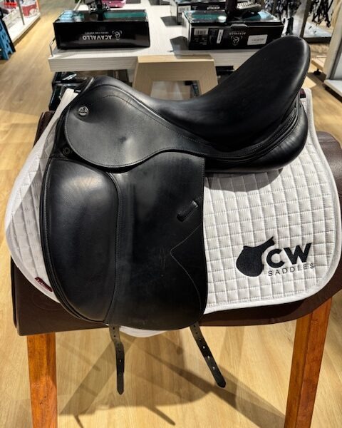 Tweedehands Prestige Optimax Classic dressuurzadel 18 33