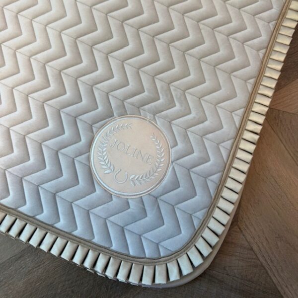 Joline Zadeldekje Iris Grey